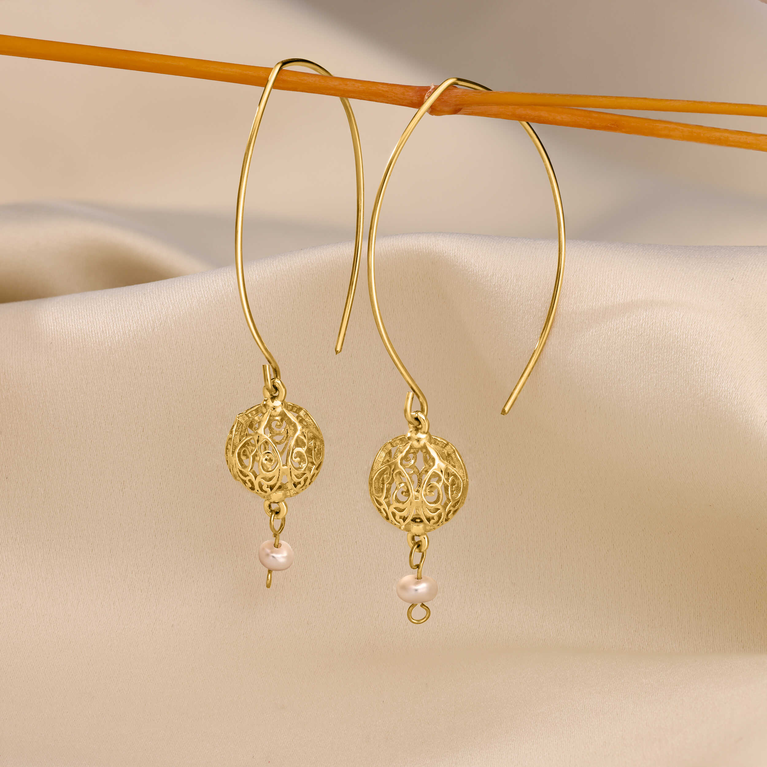 עגילי "בן עזרא" עם חרוזי פנינה